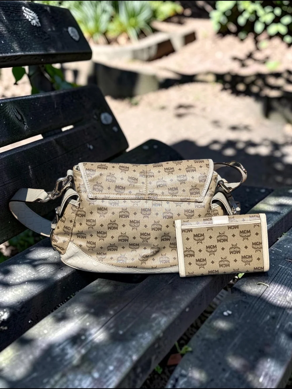MCM visetos large